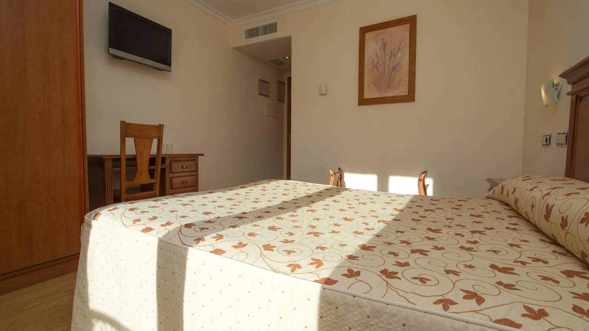 La Higuera Hotel Guejar Sierra