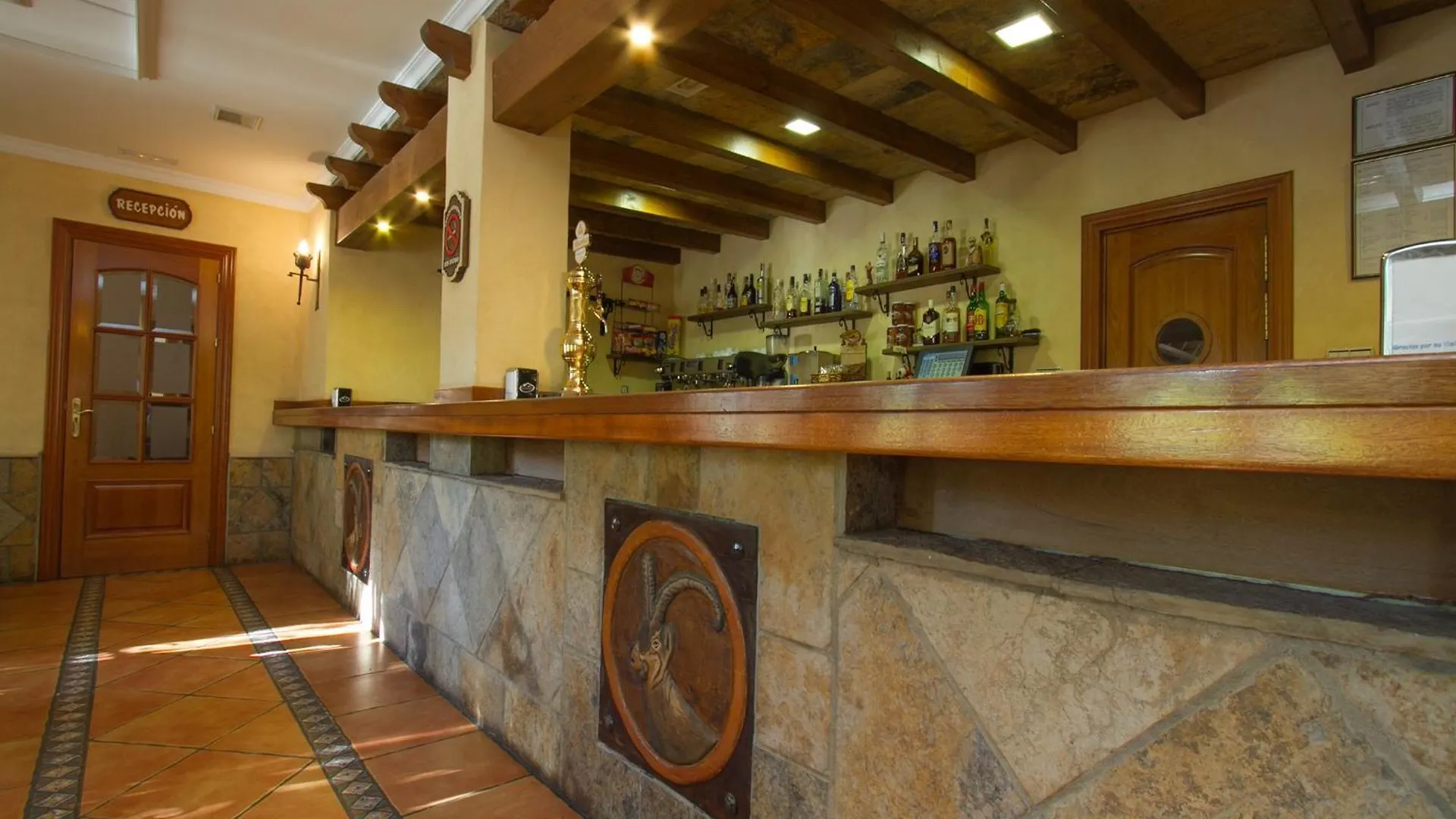 La Higuera Hotel Guejar Sierra 2*,